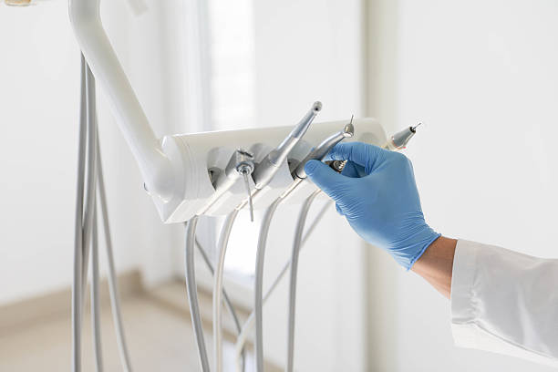 24/7 Emergency Tooth Extraction experts in Inglis, FL